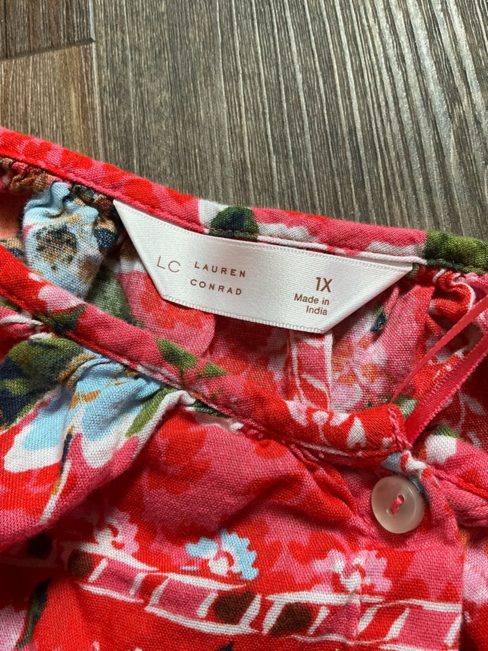 LC Lauren Conrad Red Floral Peasant Blouse with Puff Sleeves - Picture 2 of 10